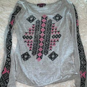 Aztec top